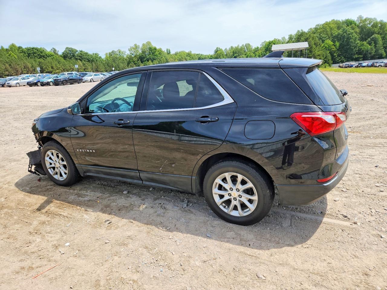 2018 Chevrolet Equinox Lt - Image 2