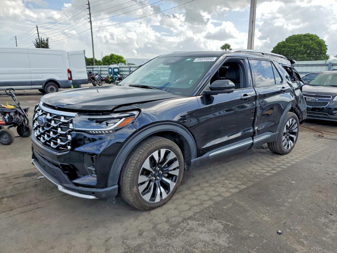 2025 Ford Explorer Platinum