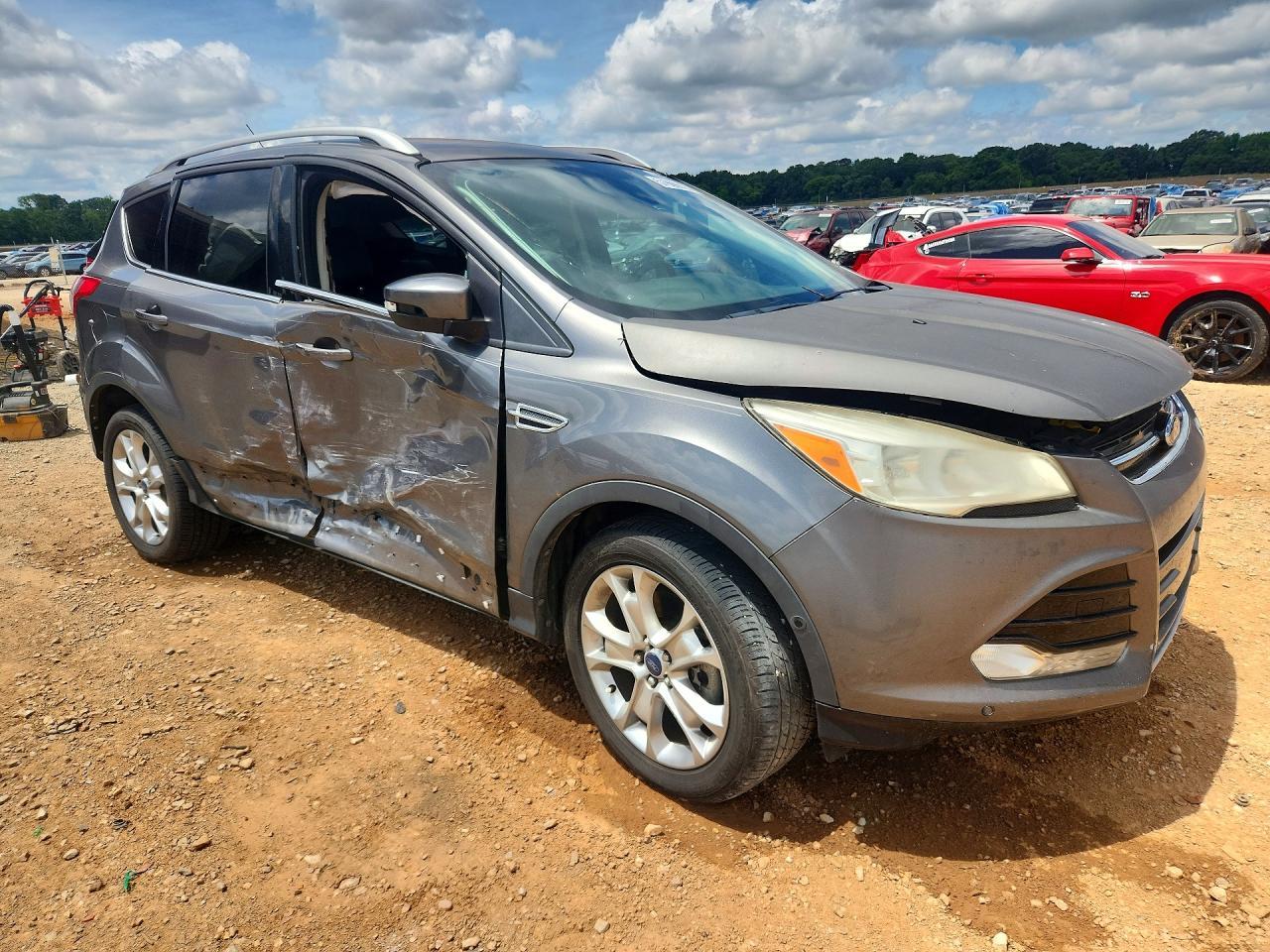 2014 Ford Escape Titanium - Image 4