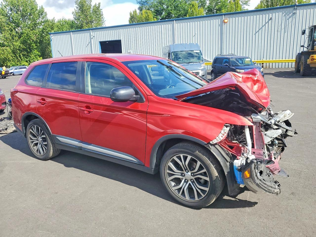 2016 Mitsubishi Outlander Es - Image 4