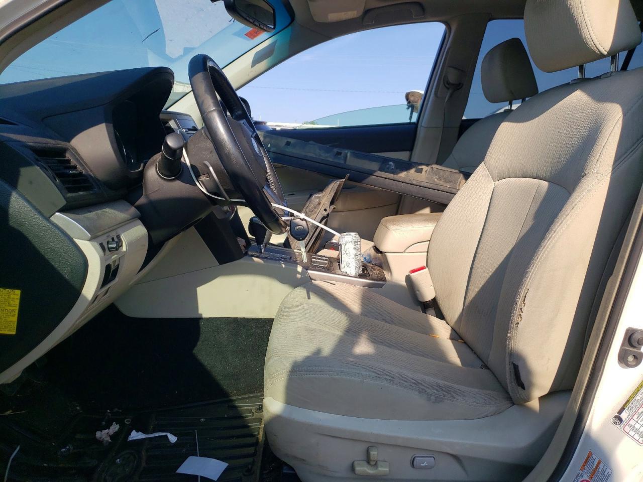 2011 Subaru Outback 2.5I Premium - Image 7