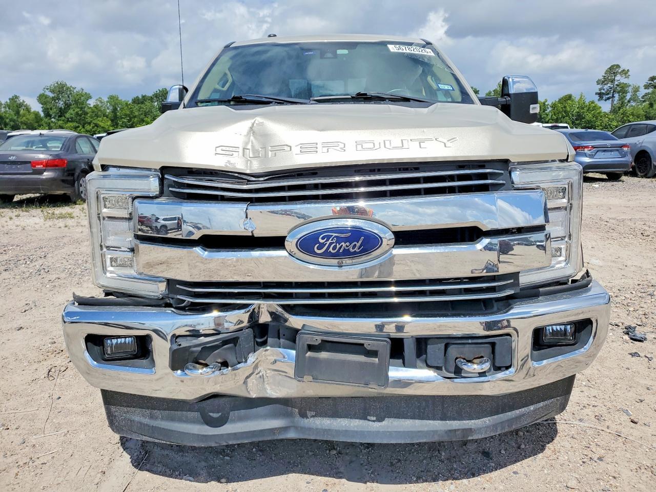 2018 Ford F350 Super Duty - Image 5