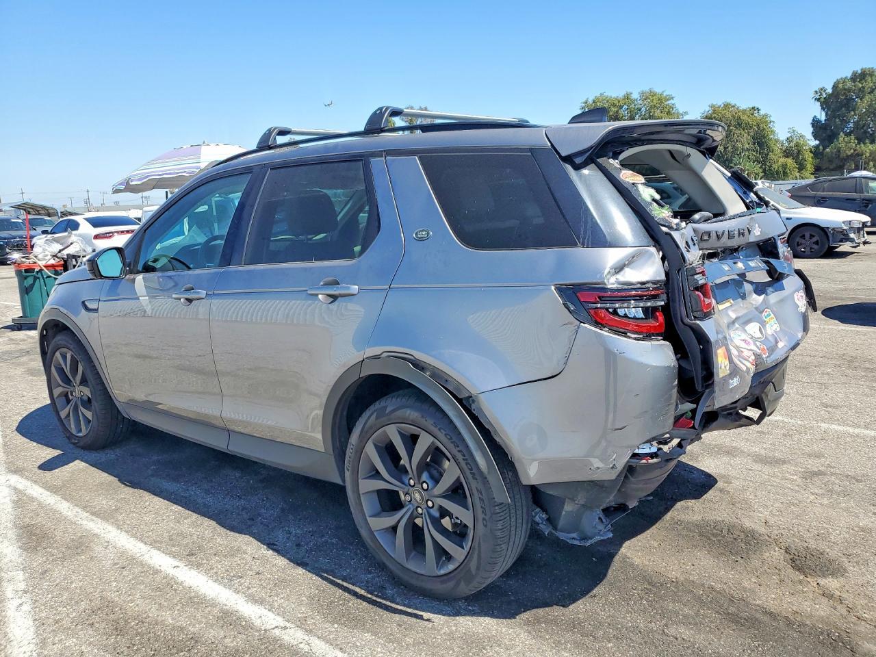 2023 Land Rover Discovery Sport Se - Image 2