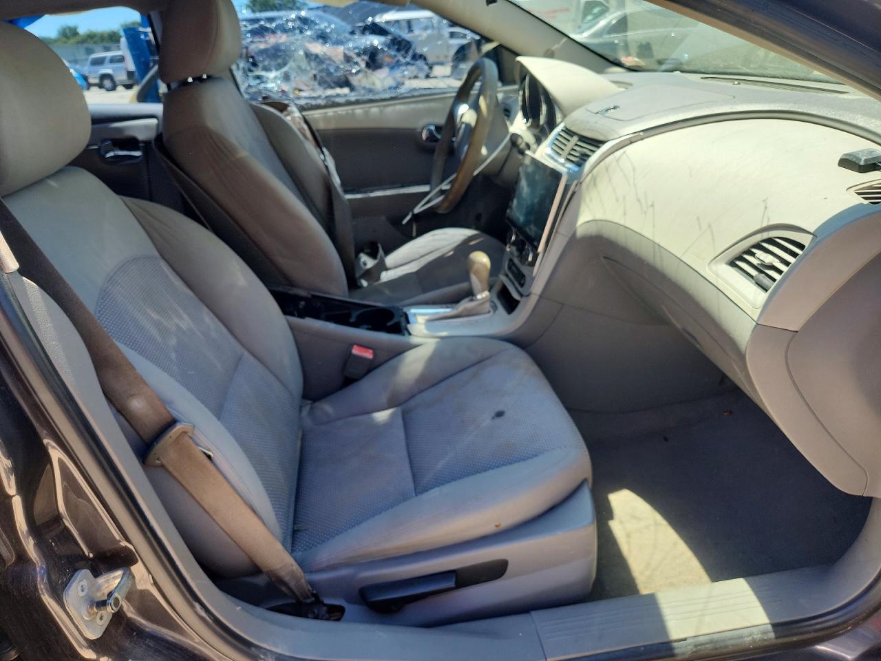 2010 Chevrolet Malibu - Фото 7
