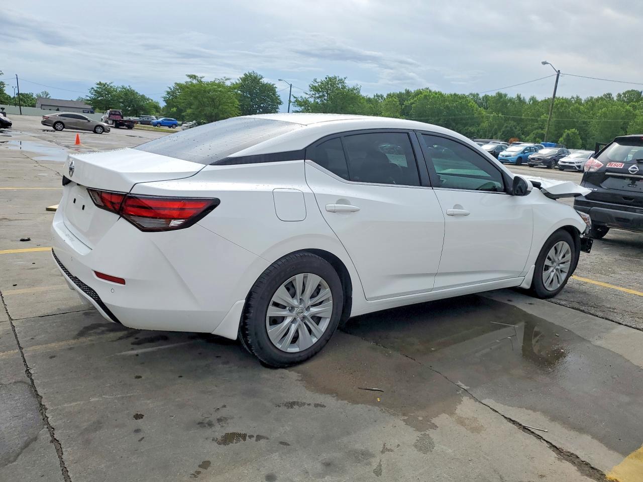 2020 Nissan Sentra S - Фото 3