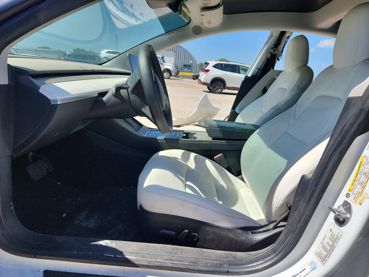 2021 Tesla Model 3 - Image 7