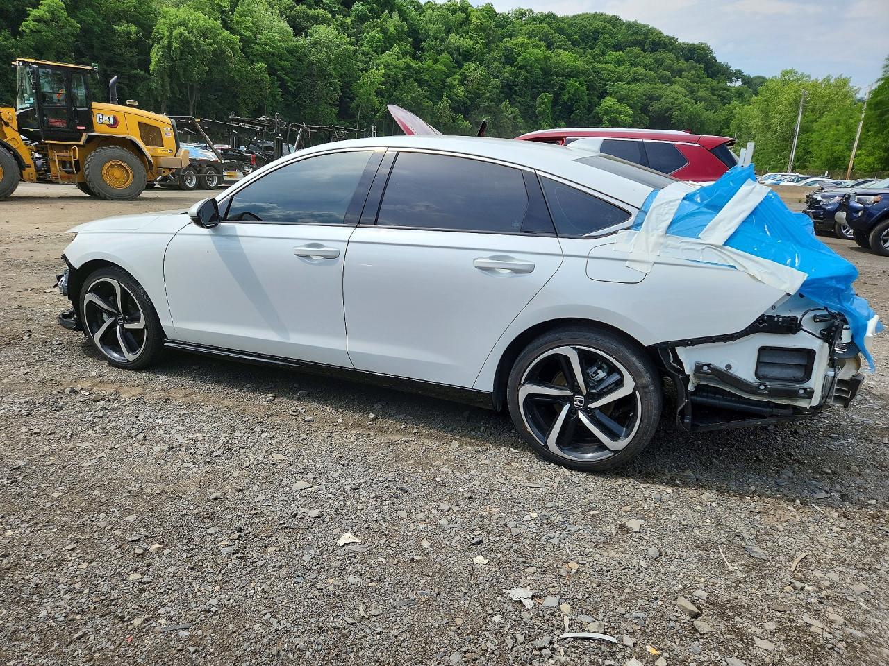 2025 Honda Accord Touring Hybrid - Фото 2