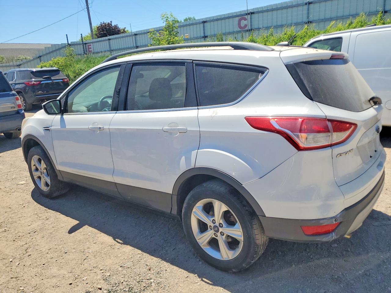 2015 Ford Escape Se - Фото 2