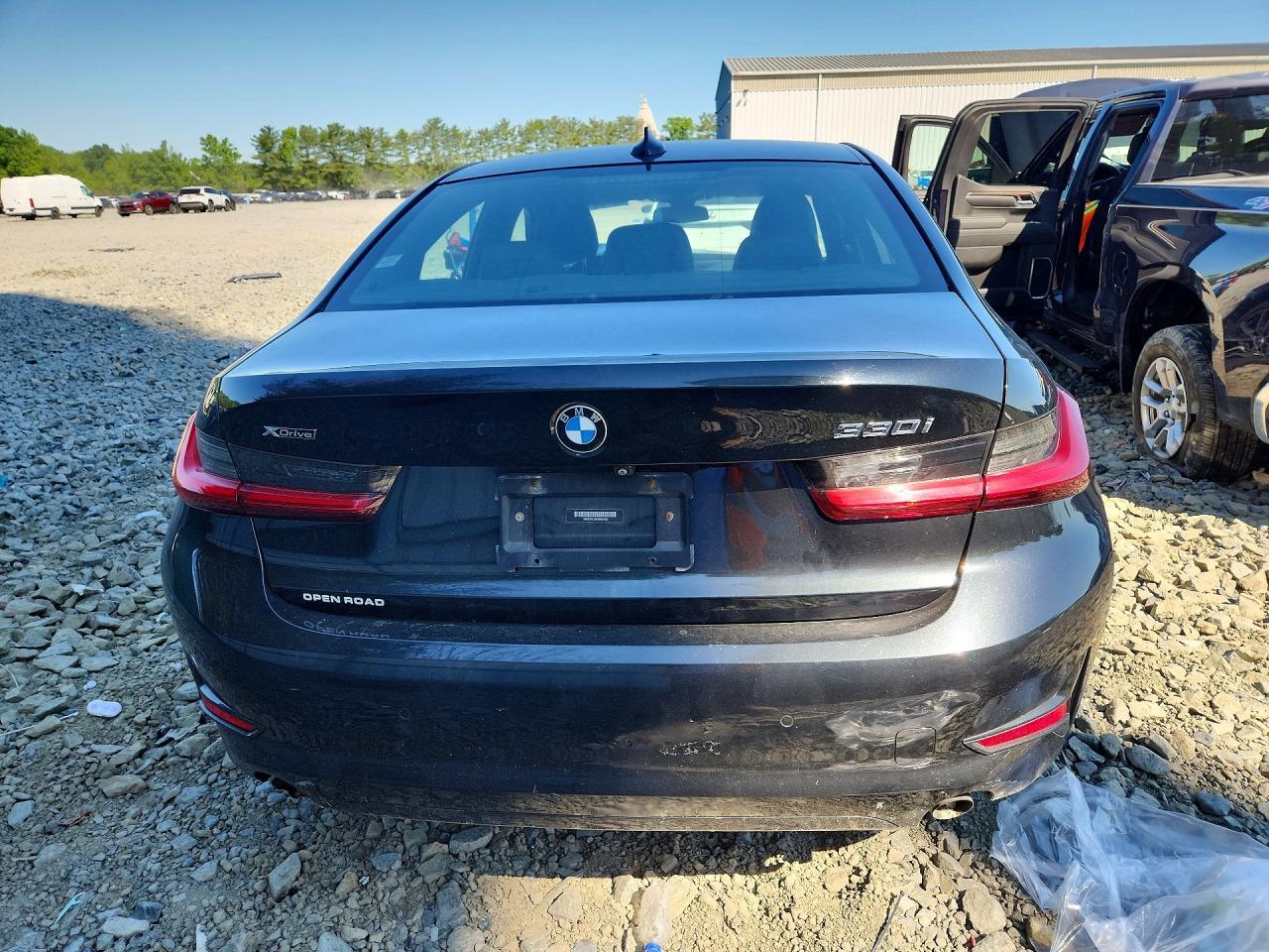 2019 BMW 330Xi - Фото 6