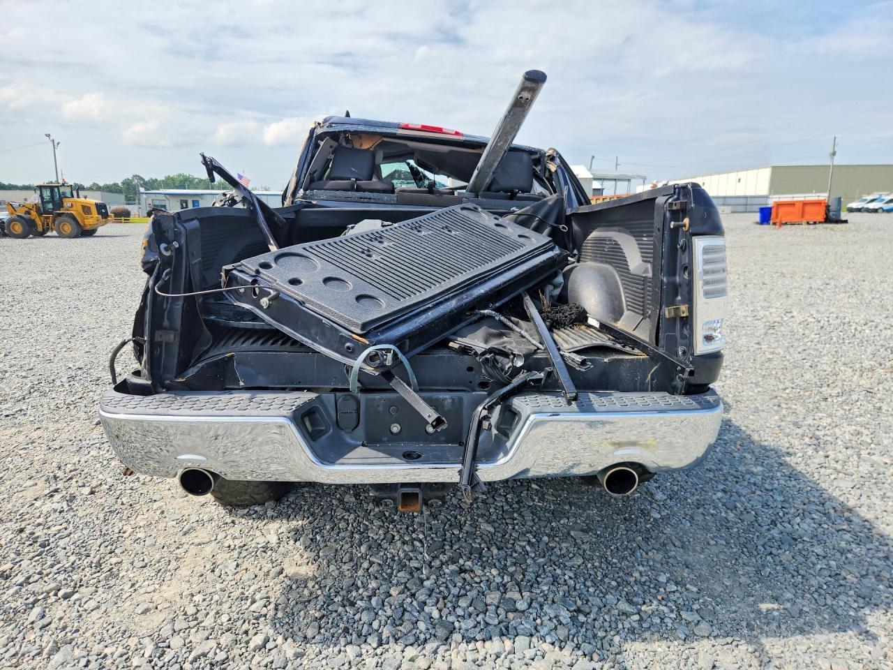 2015 Ram 1500 Laramie - Фото 6