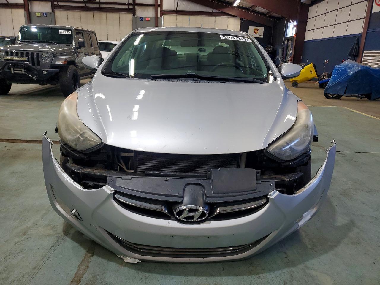 2013 Hyundai Elantra - Фото 5