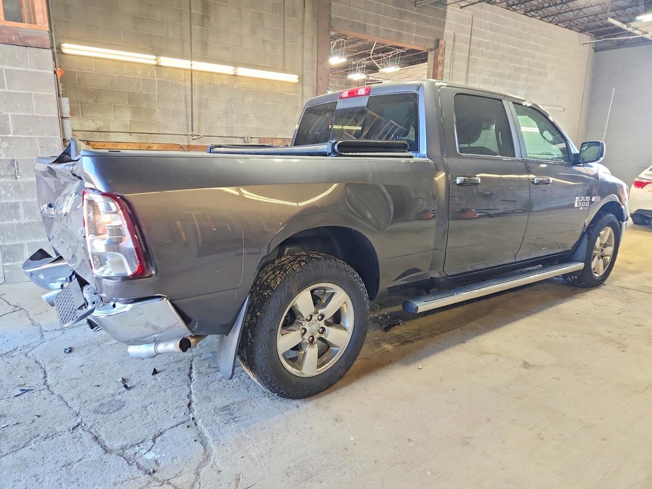 2019 Ram 1500 Classic Slt - Image 3
