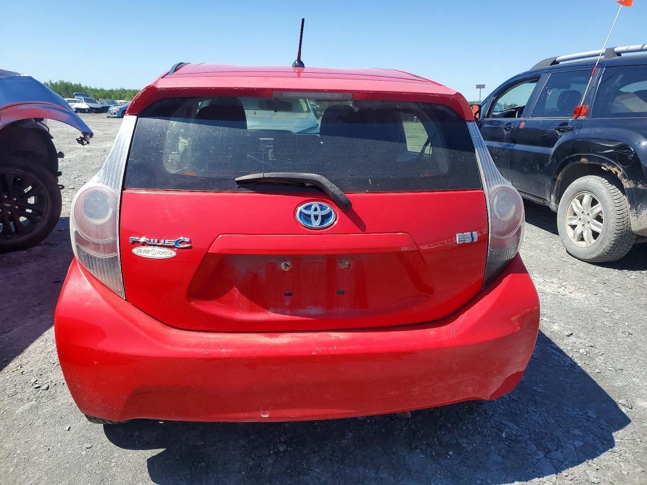 2012 Toyota Prius C One - Фото 6