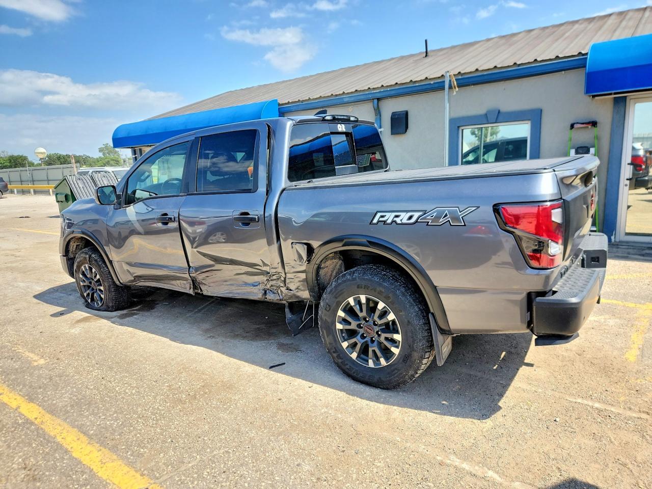 2024 Nissan Titan Pro-4X - Image 2