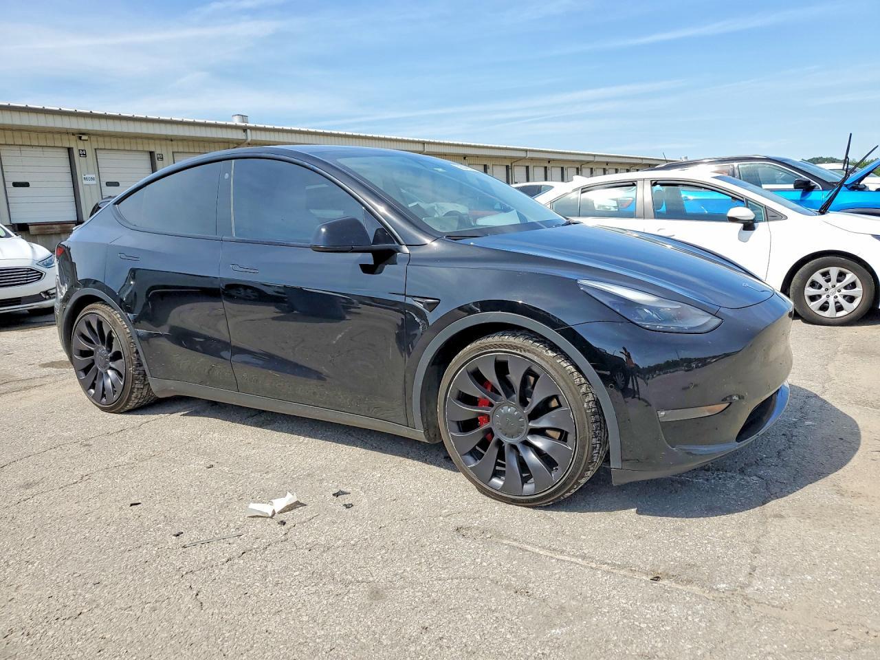2022 Tesla Model Y - Фото 4