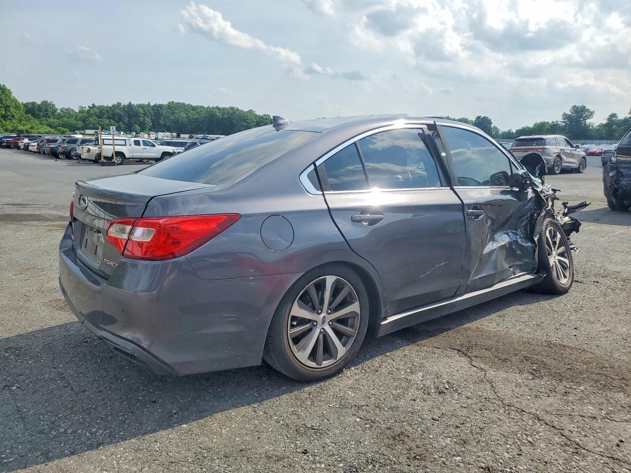 2018 Subaru Legacy 2.5I Limited - Image 3