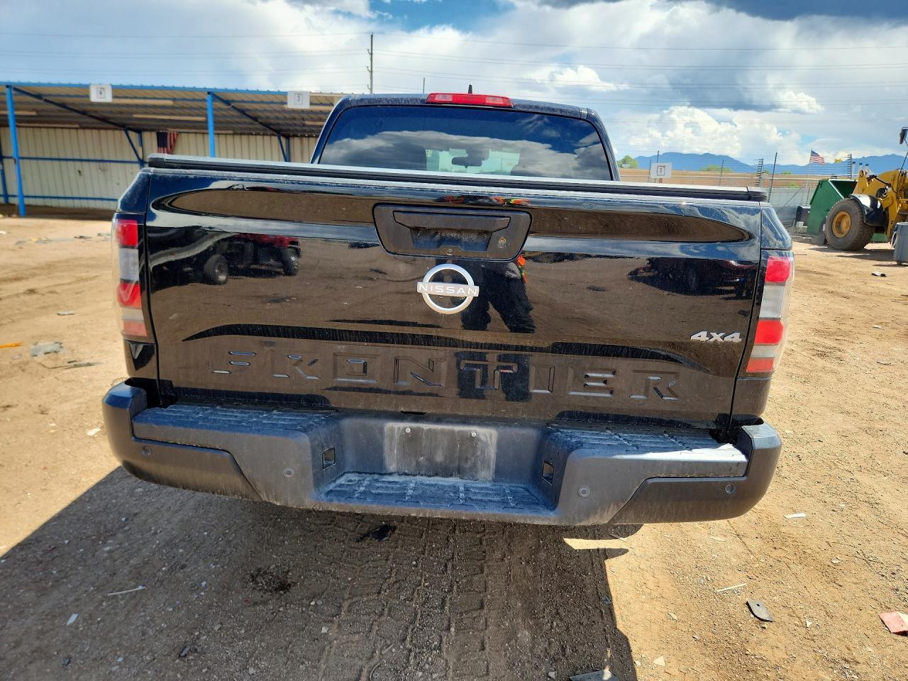 2023 Nissan Frontier S - Image 6