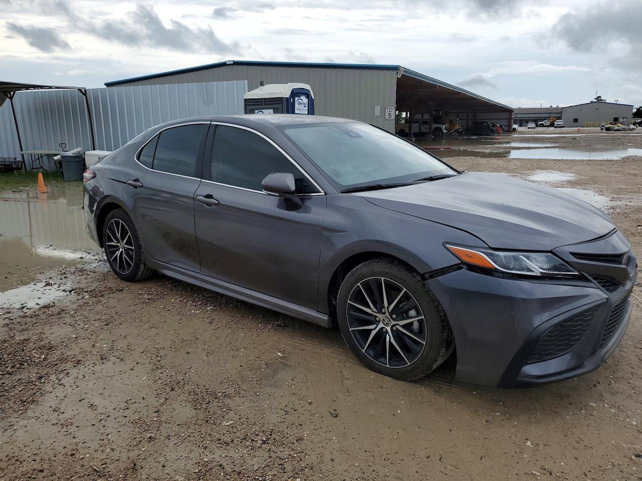 2024 Toyota Camry Se - Фото 4