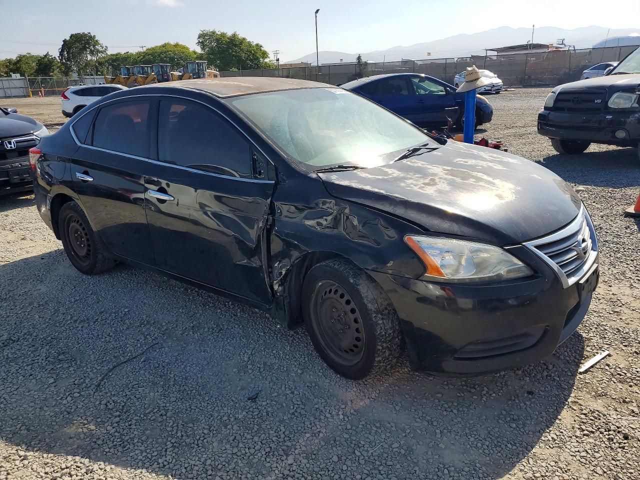 2015 Nissan Sentra S - Фото 4