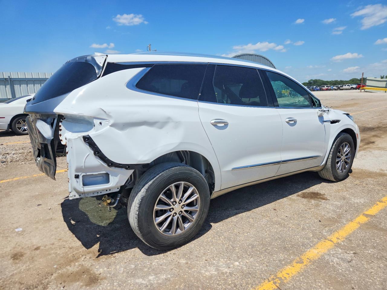 2022 Buick Enclave Premium - Фото 3