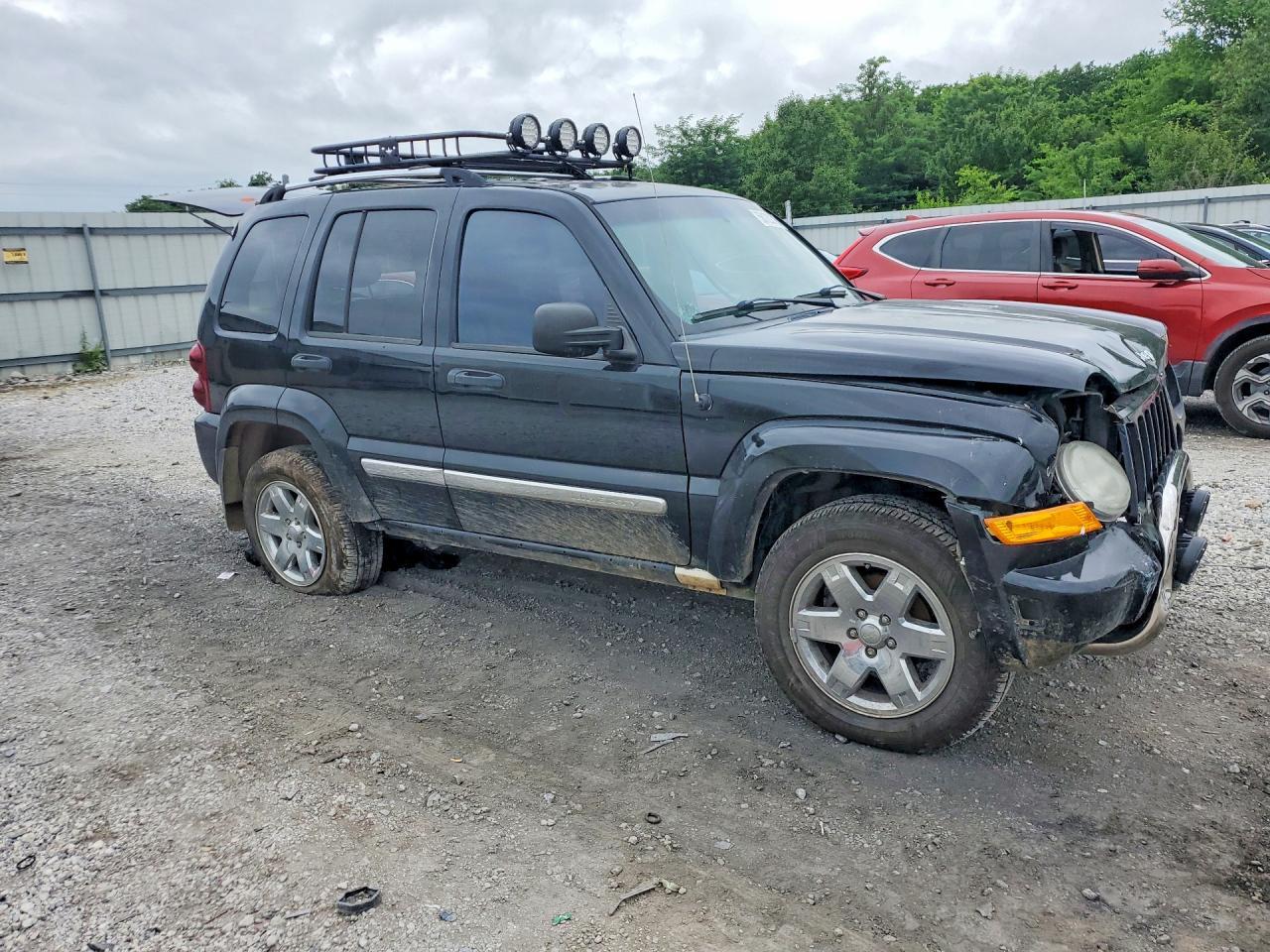 2007 Jeep Liberty - Фото 4