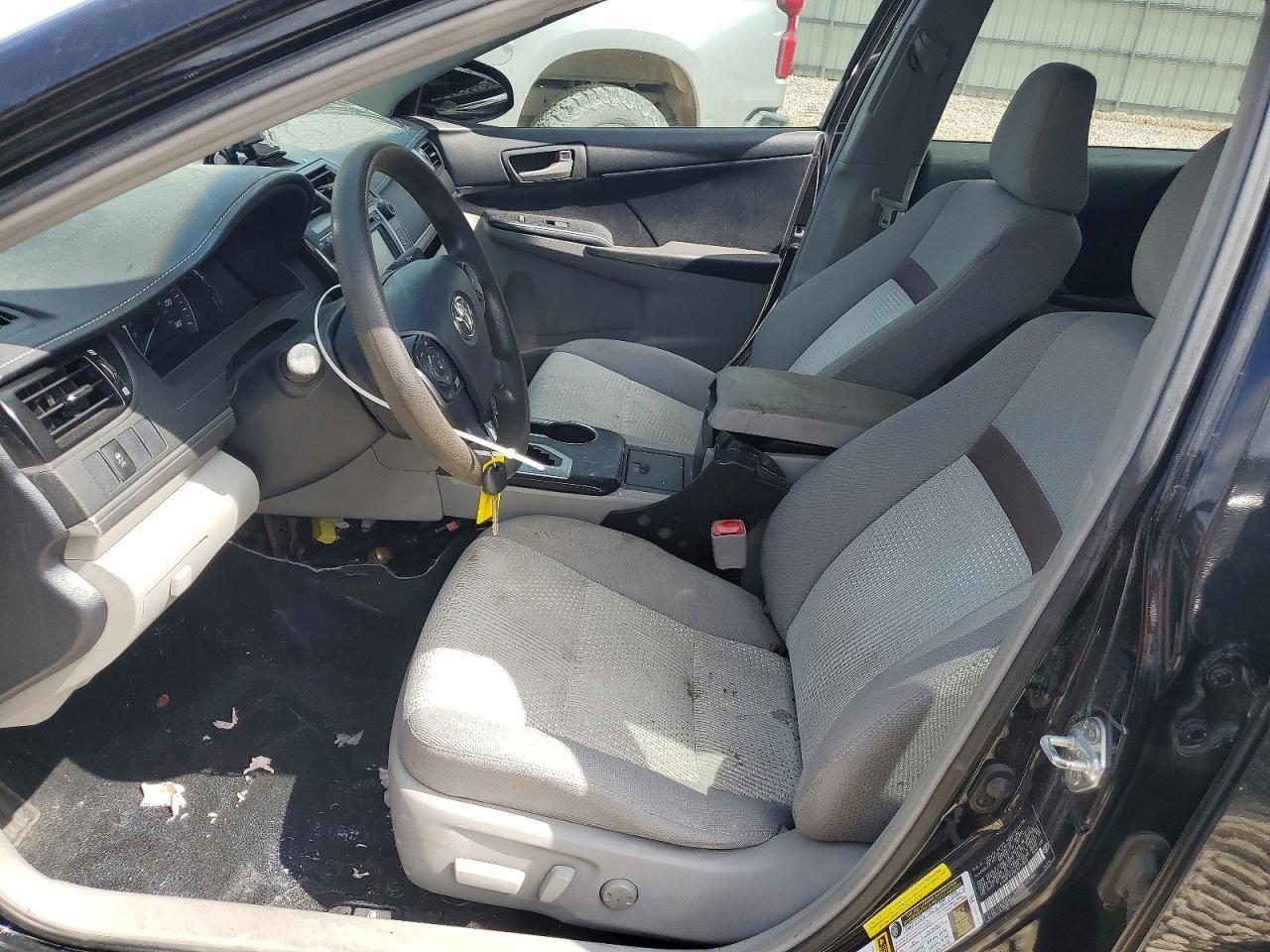 2012 Toyota Camry - Фото 7