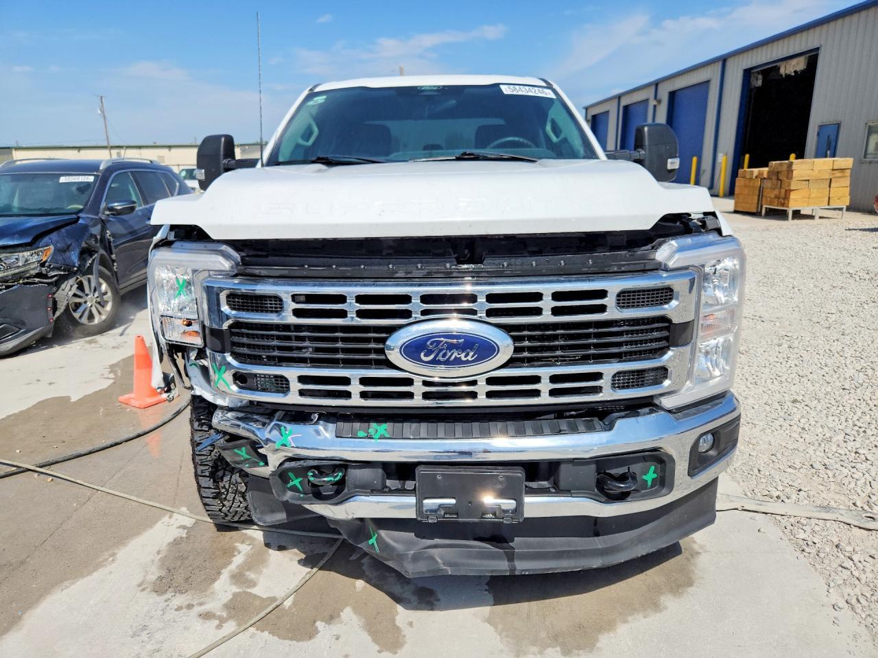 2024 Ford F250 Super Duty - Image 5