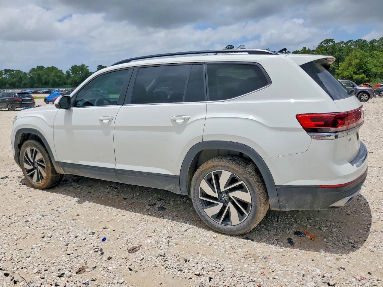 2024 Volkswagen Atlas Se - Фото 2