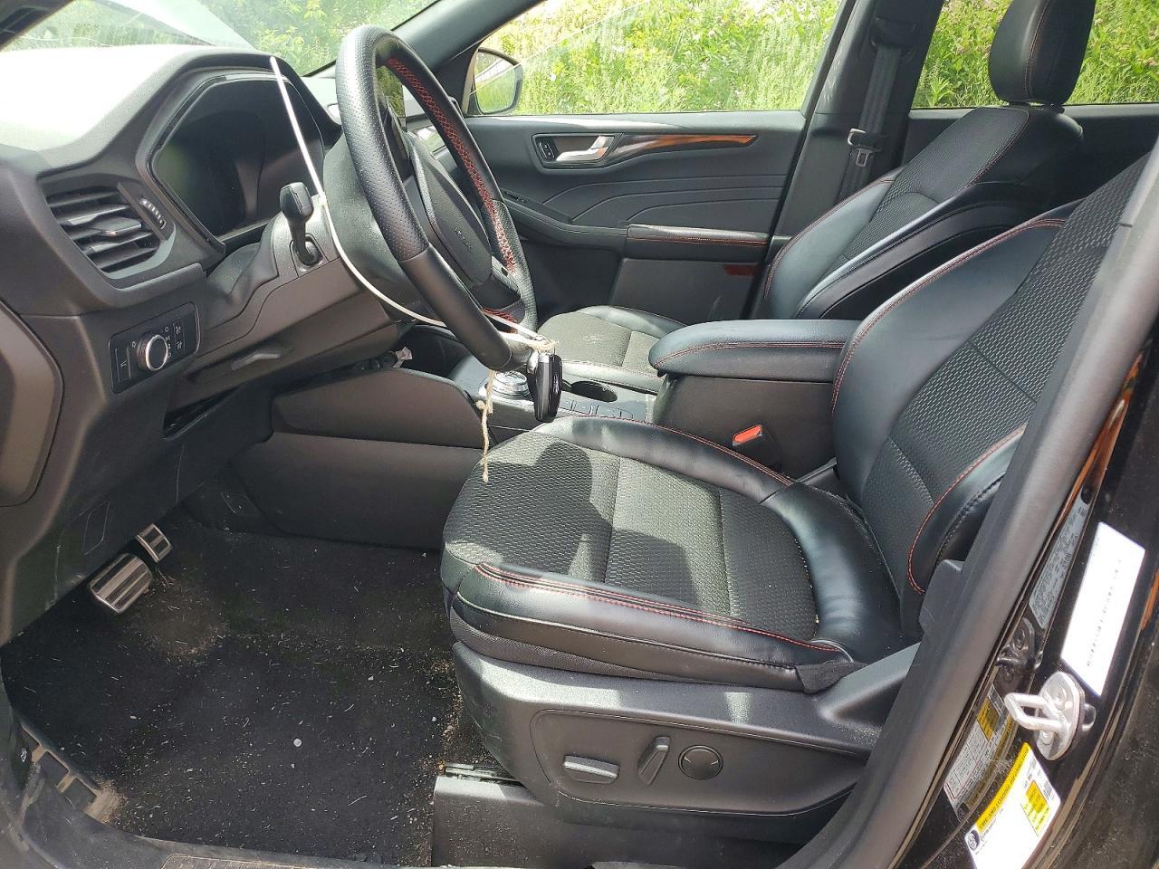 2024 Ford Escape St Line - Image 7