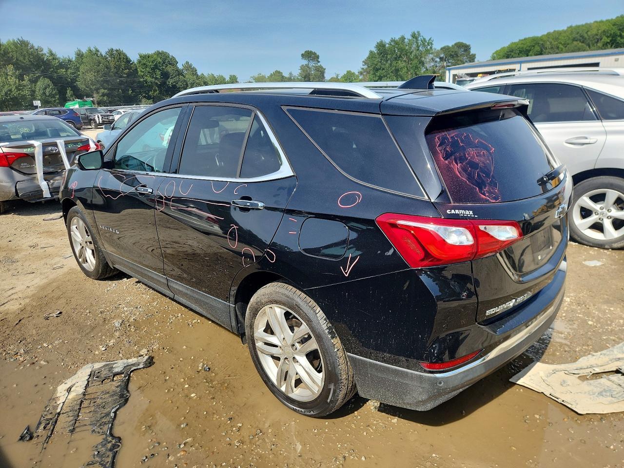 2018 Chevrolet Equinox Premier - Фото 2