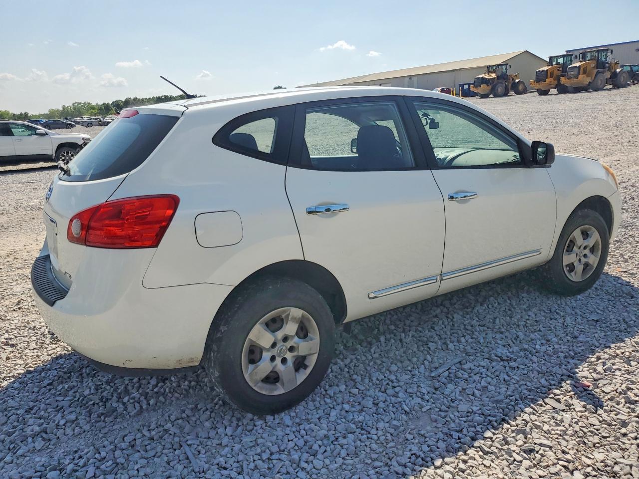 2014 Nissan Rogue Select S - Фото 3