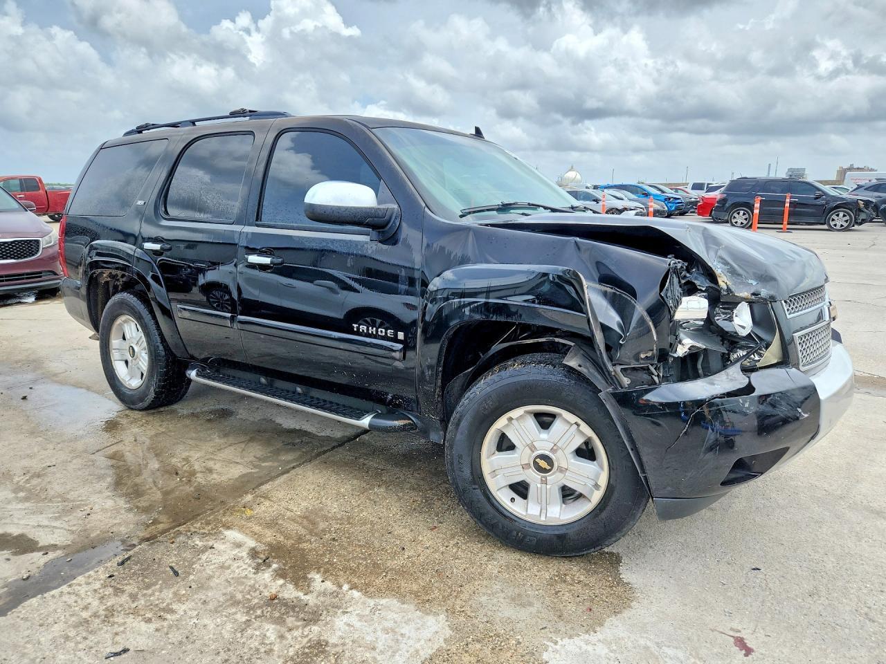 2008 Chevrolet Tahoe C1500 - Фото 4