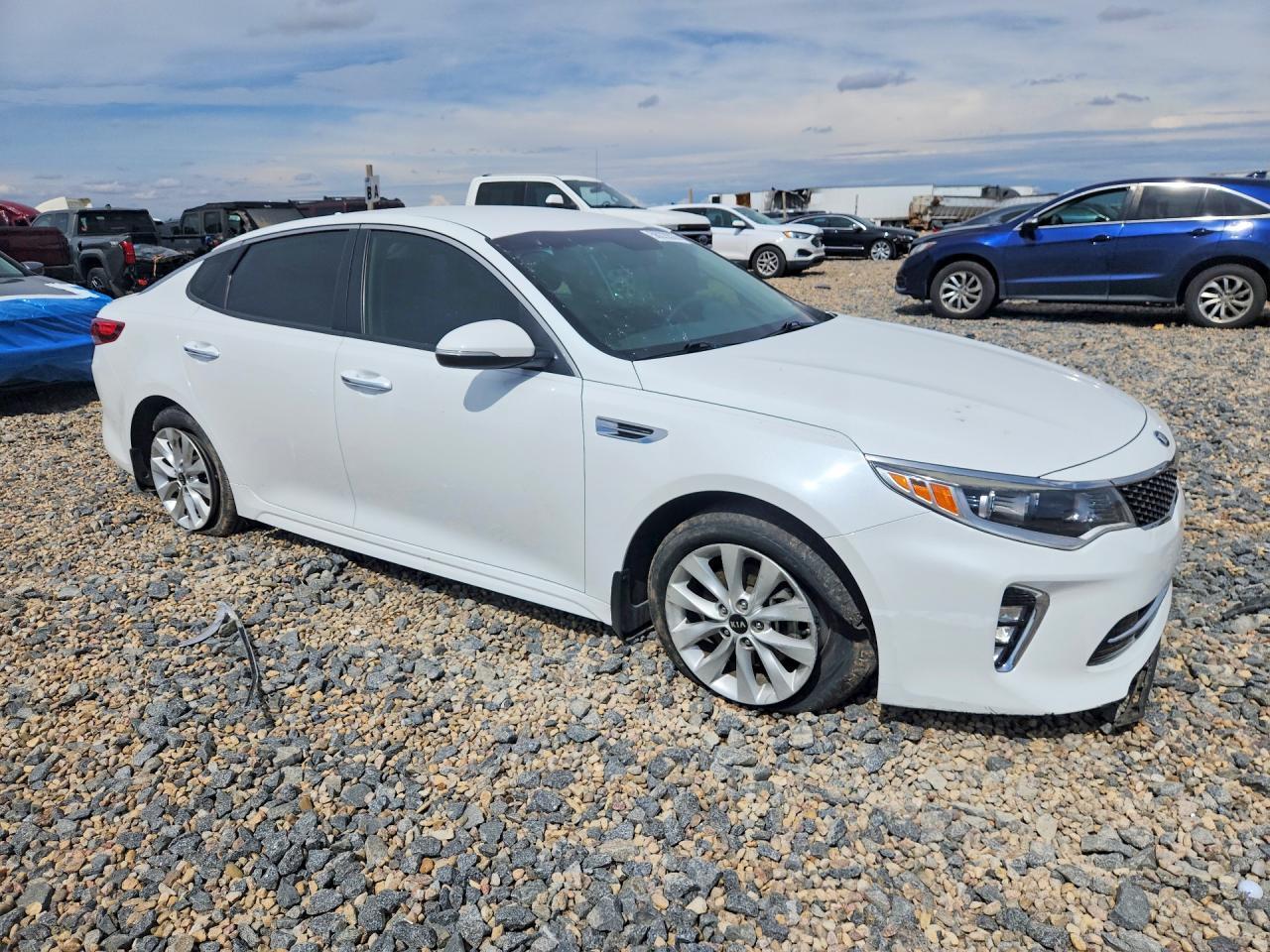 2018 Kia Optima S - Фото 4
