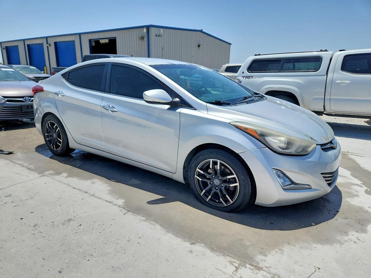 2015 Hyundai Elantra Limited - Фото 4