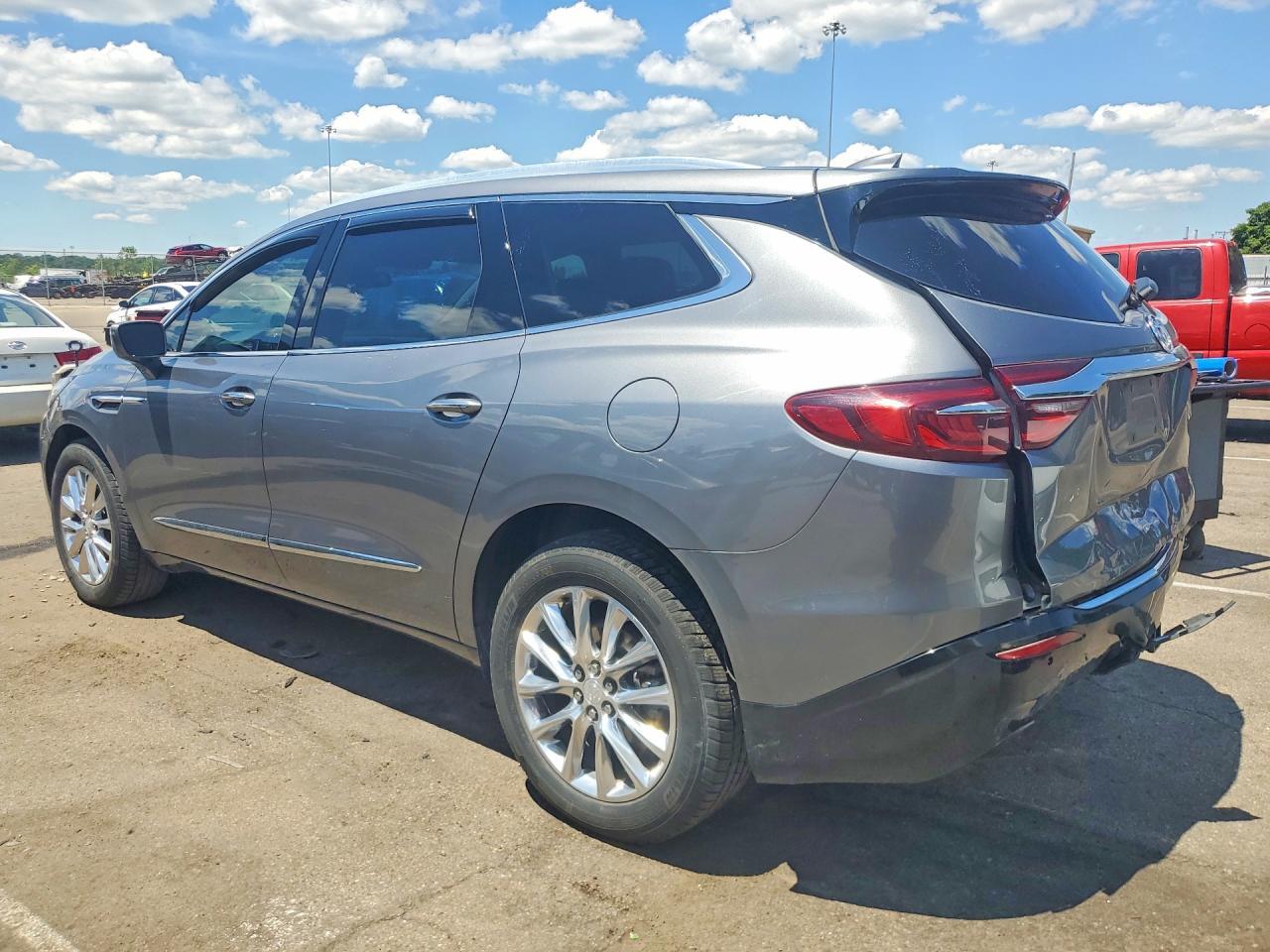 2019 Buick Enclave Premium - Фото 2
