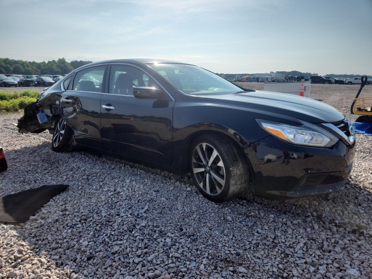 2017 Nissan Altima 2.5 Sr - Фото 4