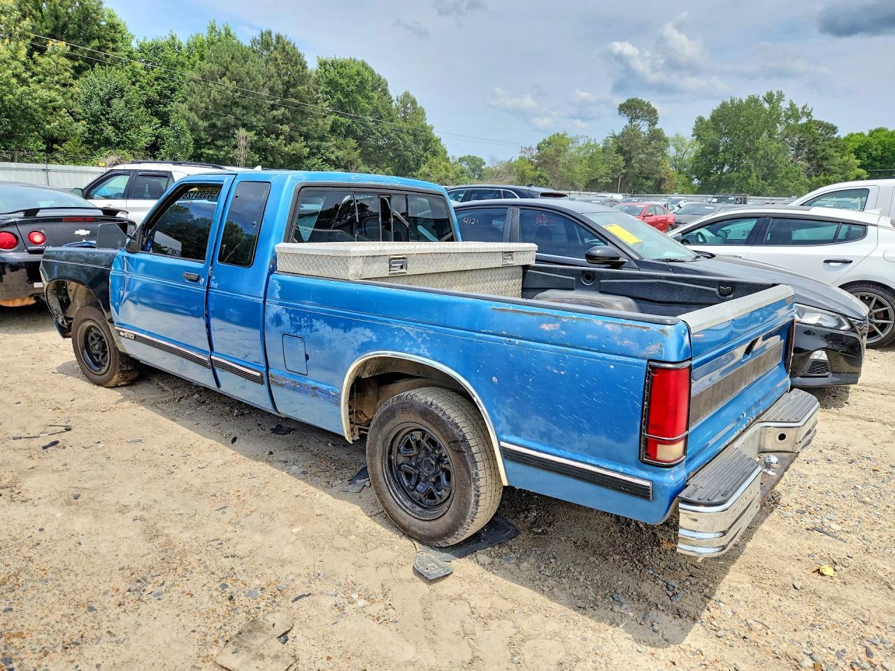 1993 Chevrolet S Truck S10 - Image 2