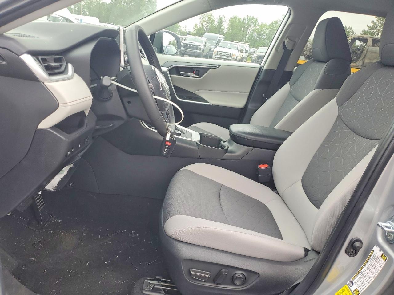 2024 Toyota Rav4 Hybrid Xle - Фото 7