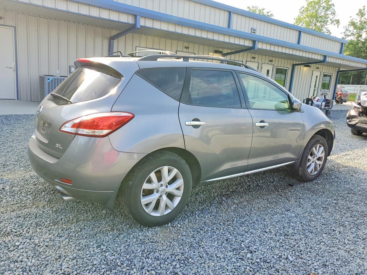 2013 Nissan Murano S - Фото 3