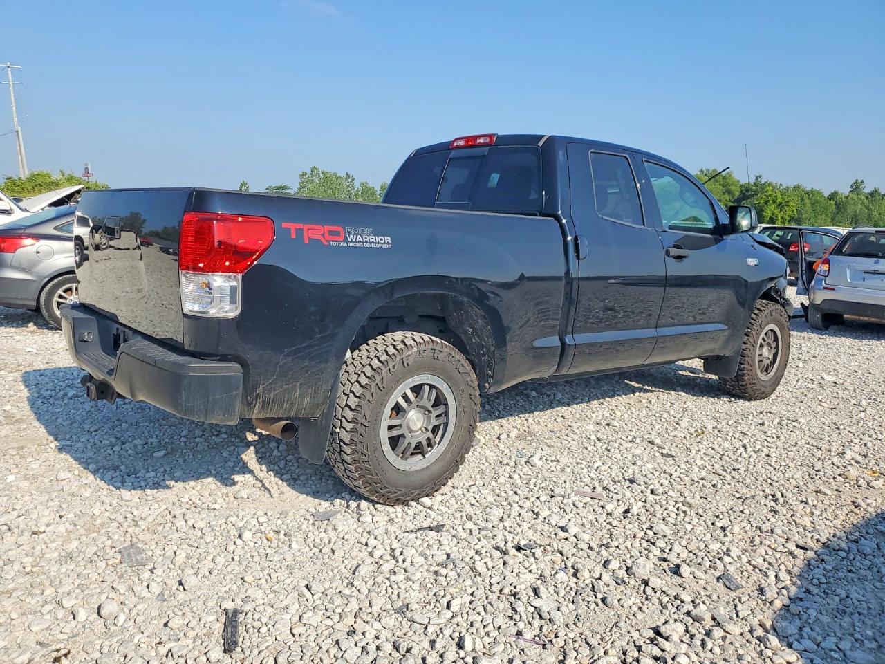 2011 Toyota Tundra Double Cab Sr5 - Фото 3
