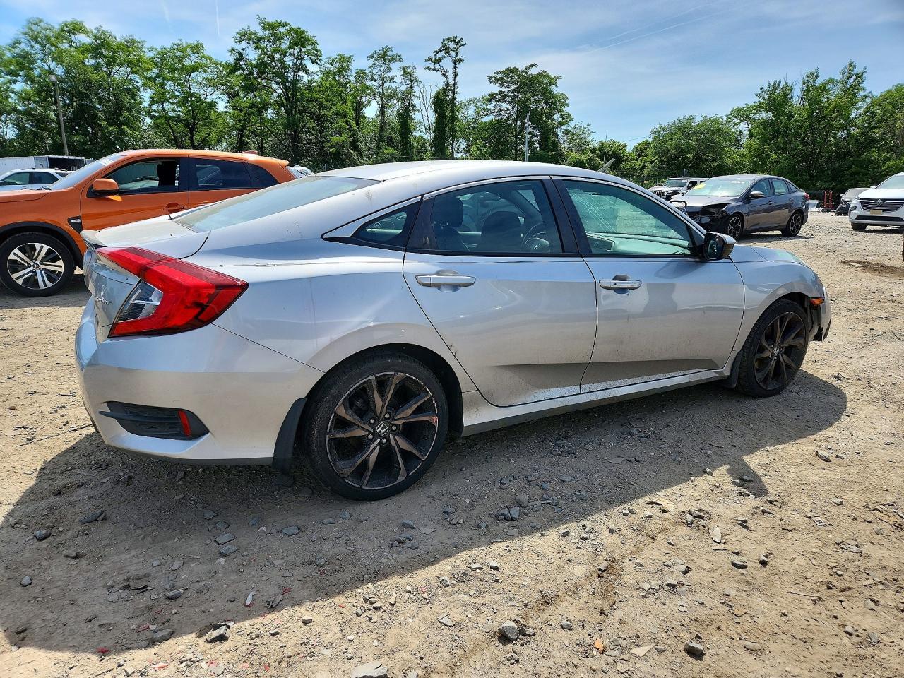 2019 Honda Civic Sport - Image 3