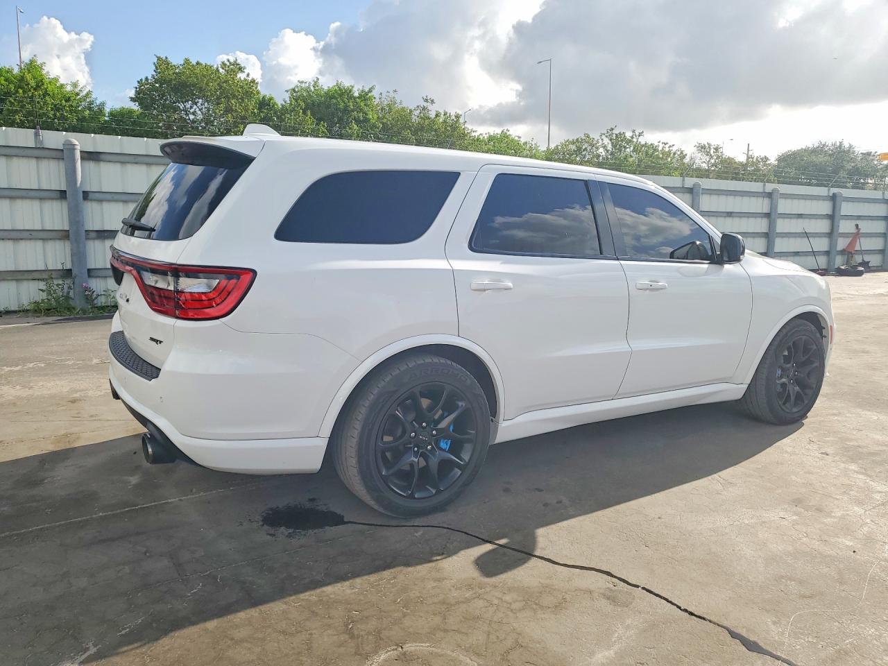 2018 Dodge Durango Srt - Image 3
