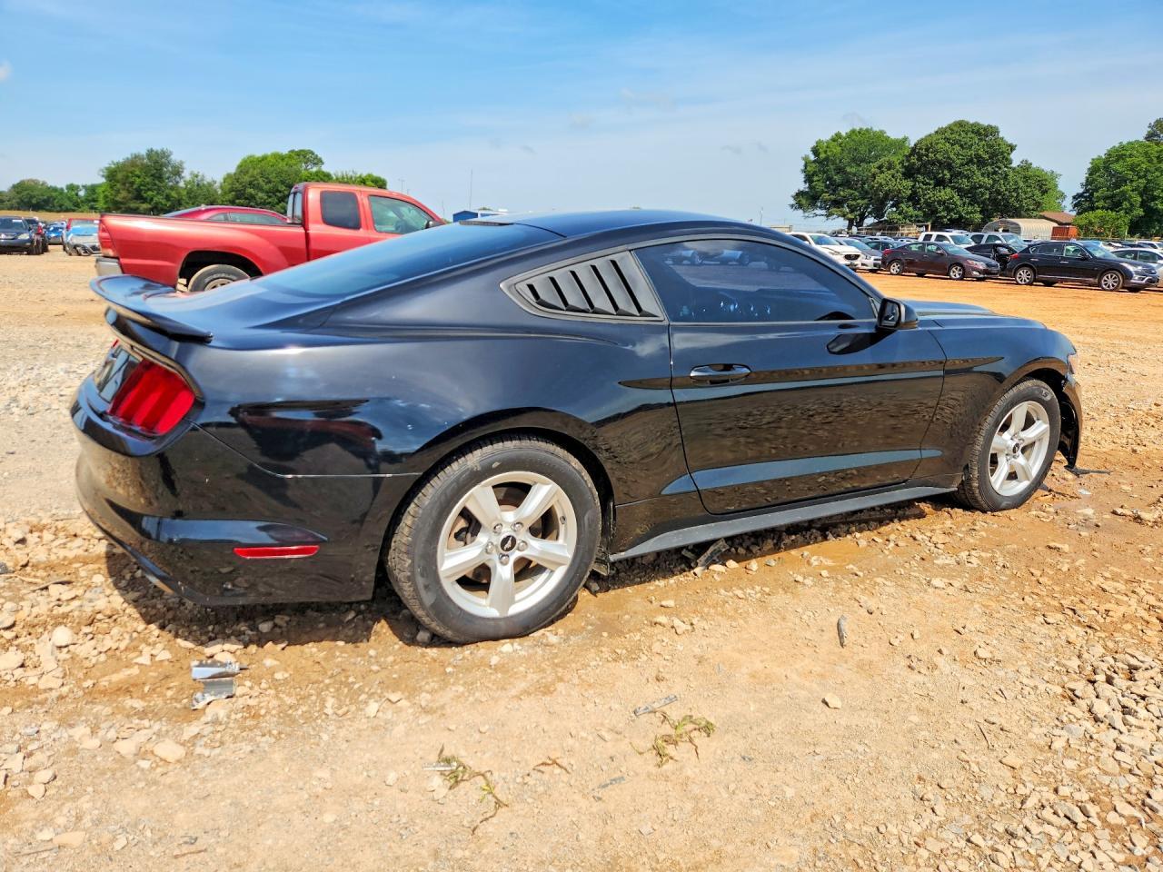 2017 Ford Mustang - Image 3