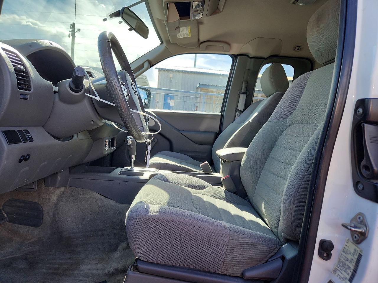 2016 Nissan Frontier S - Image 7