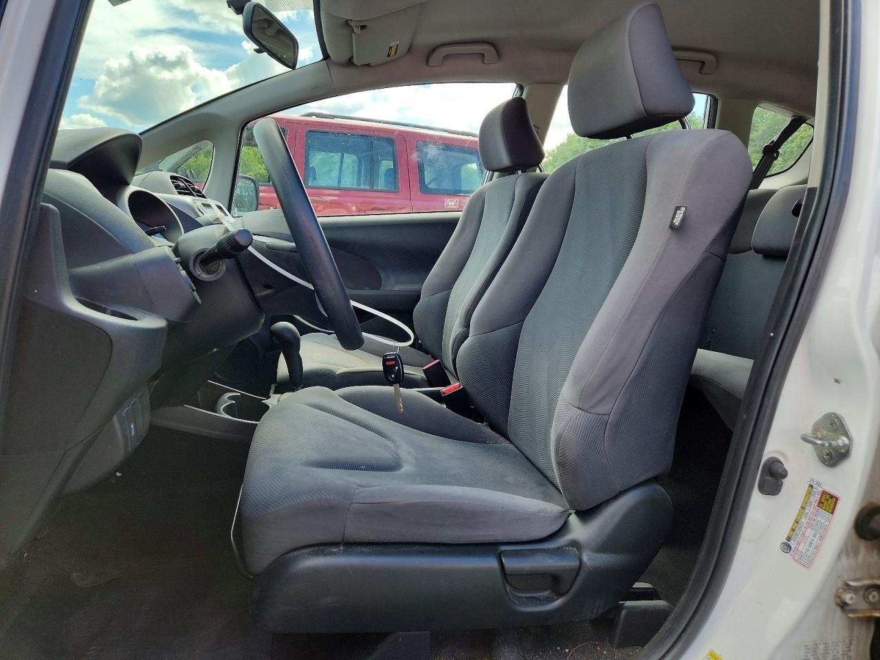 2013 Honda Fit - Image 7