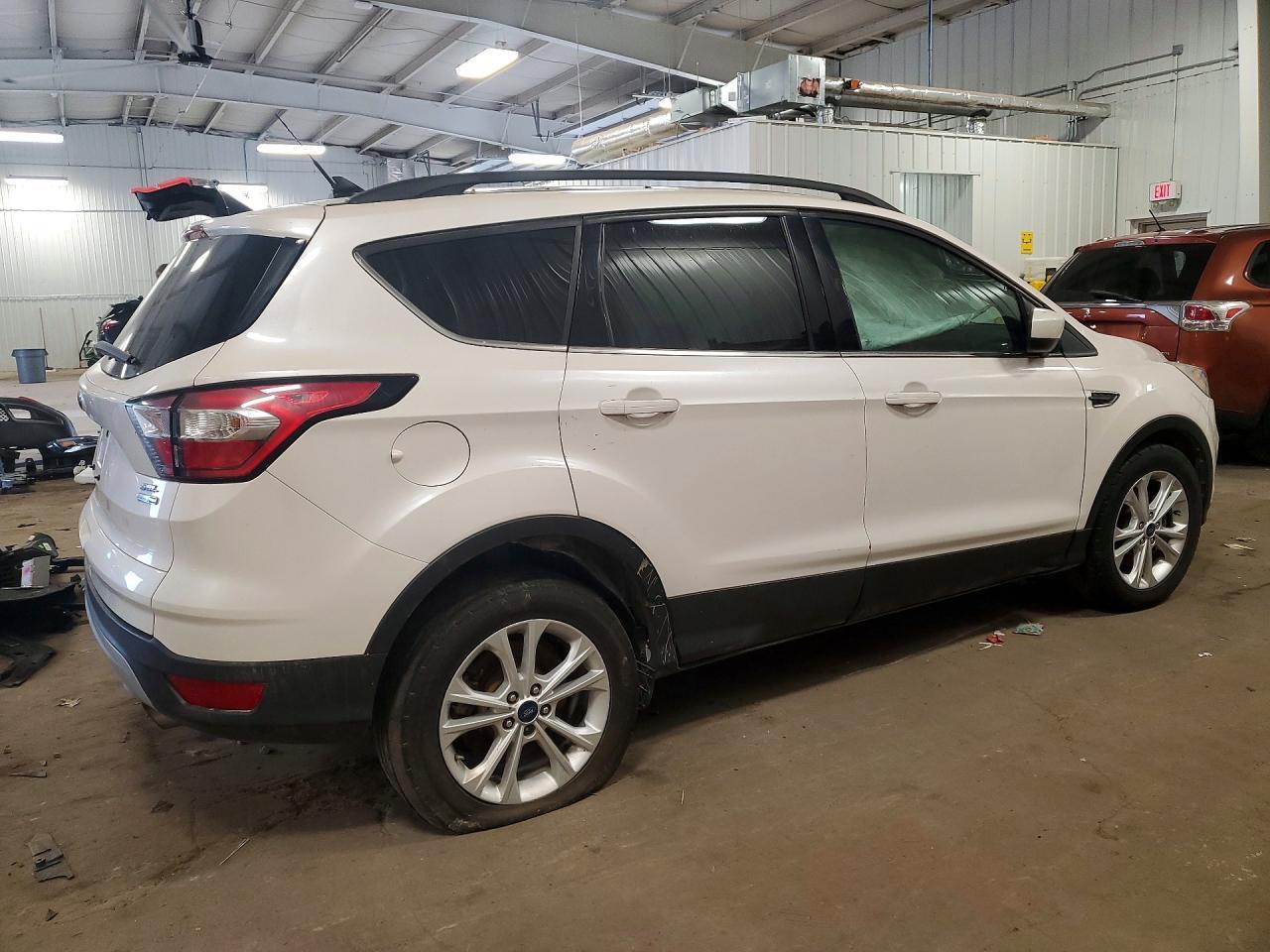 2018 Ford Escape Sel - Фото 3