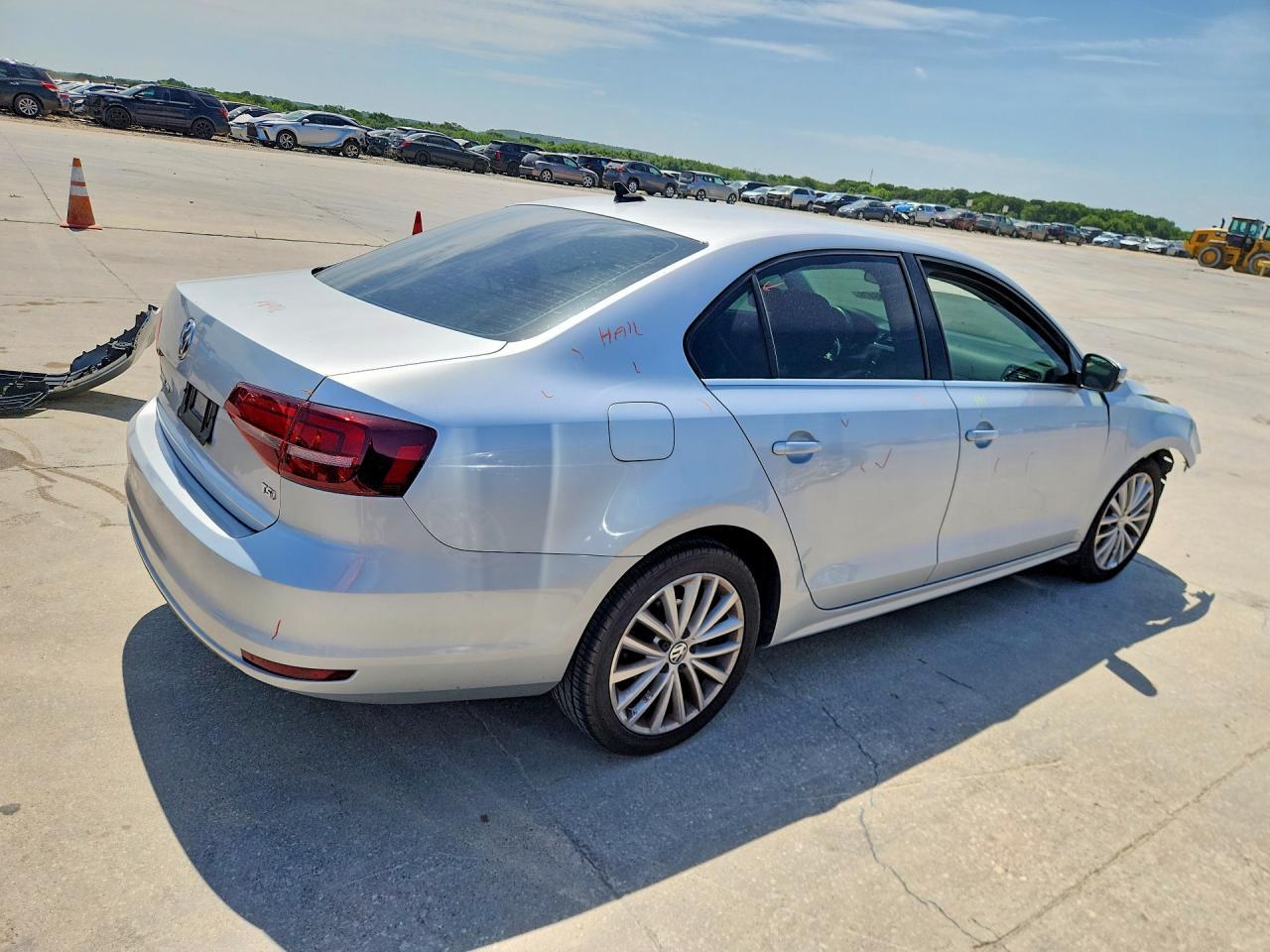 2016 Volkswagen Jetta Sel - Фото 3