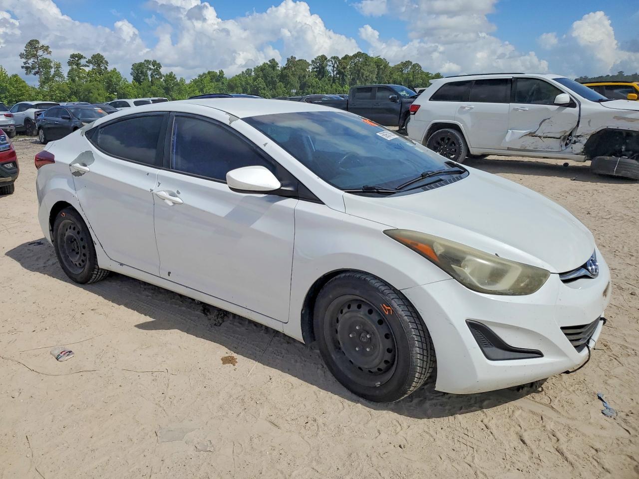 2016 Hyundai Elantra Se - Фото 4