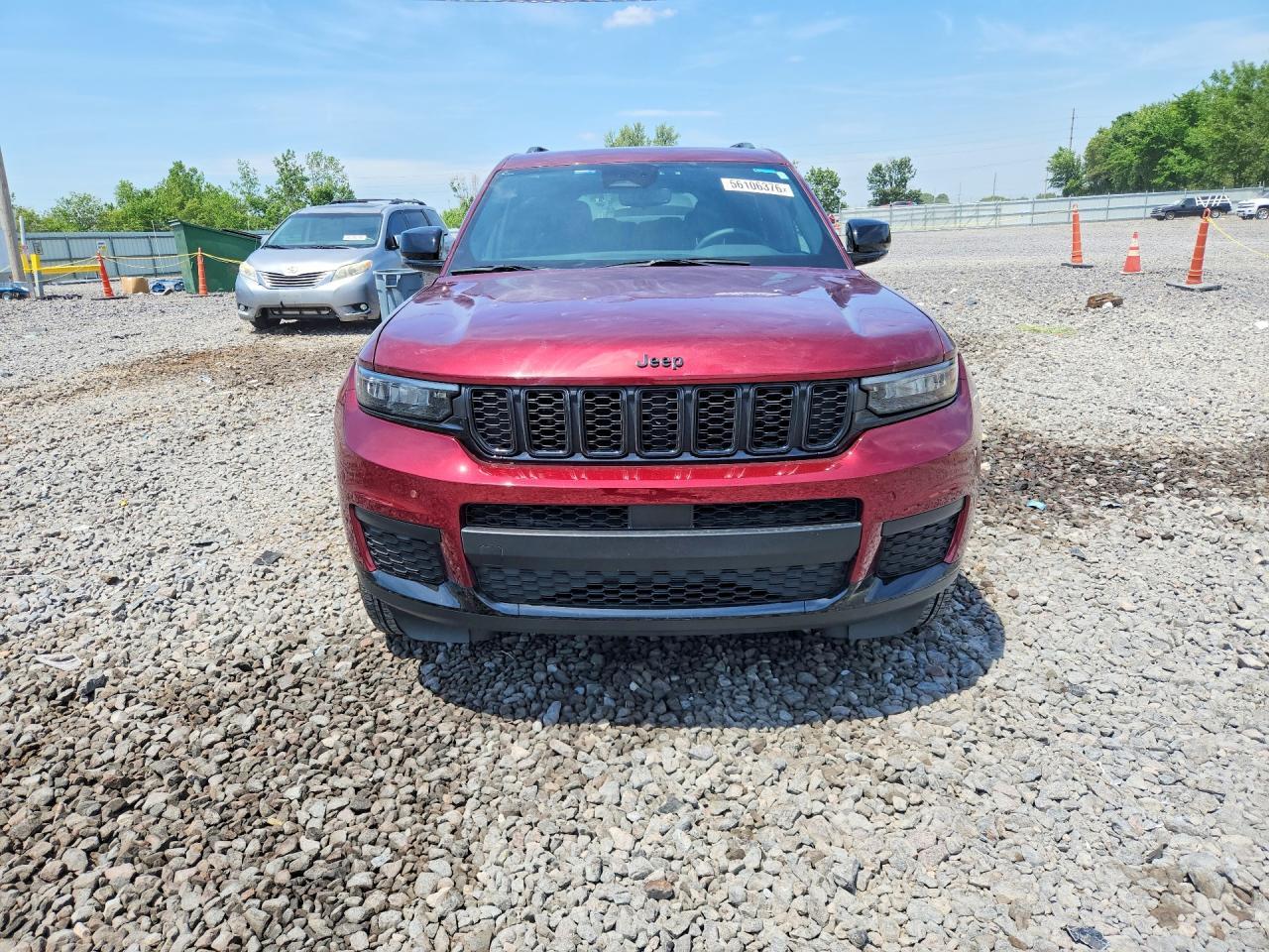 2024 Jeep Grand Cherokee L Laredo - Image 5