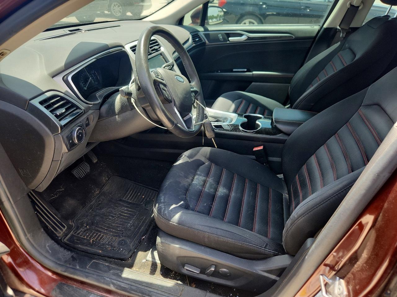 2015 Ford Fusion Se - Фото 7